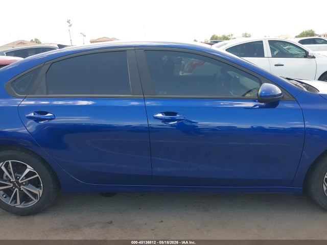 2023 Kia Forte Lxs მანქანა იყიდება აუქციონზე, vin: 3KPF24AD5PE555198, აუქციონის ნომერი: 45136812