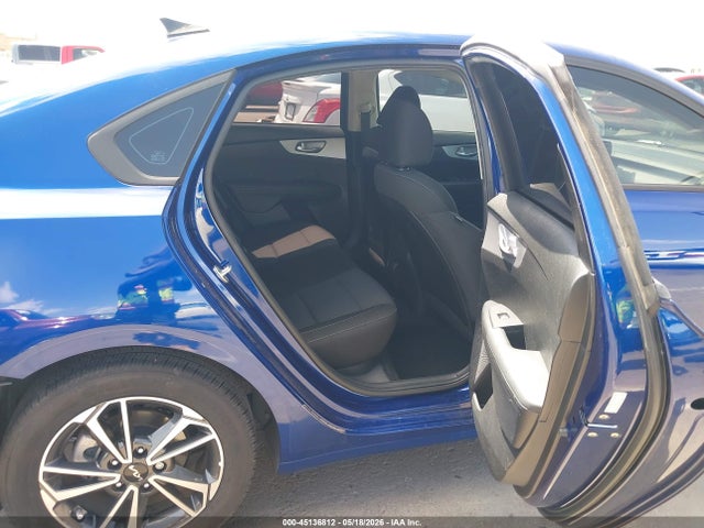 2023 Kia Forte Lxs მანქანა იყიდება აუქციონზე, vin: 3KPF24AD5PE555198, აუქციონის ნომერი: 45136812