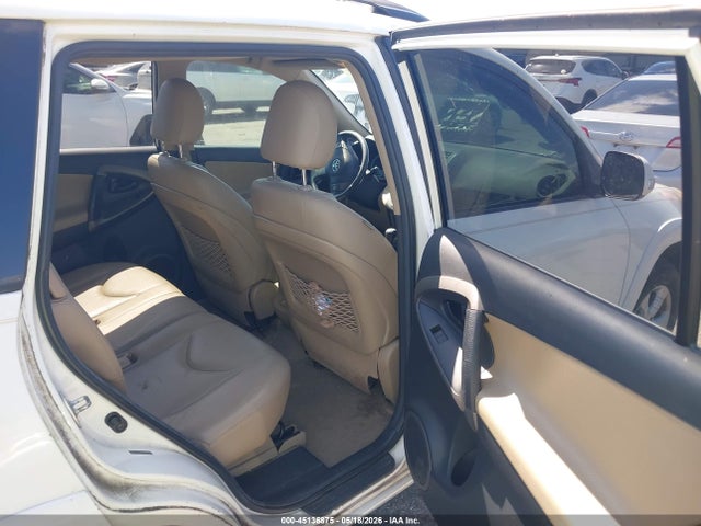 45136875 :رقم المزاد ، 2T3YK4DV0BW011704 vin ، 2011 Toyota Rav4 Limited V6 مزاد بيع