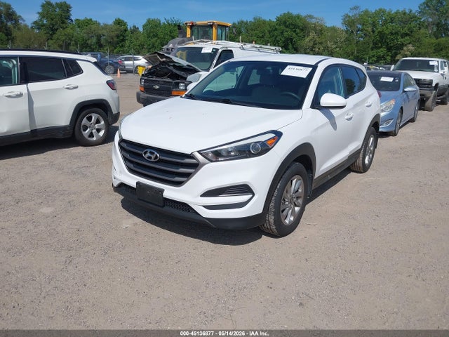 45136877 :رقم المزاد ، KM8J23A41HU579212 vin ، 2017 Hyundai Tucson Se مزاد بيع