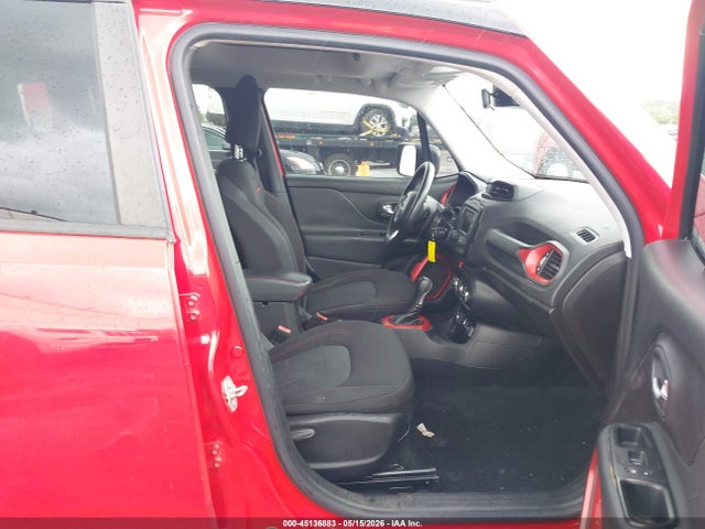 ZACCJBCT5FPB96029 Jeep Renegade Trailhawk