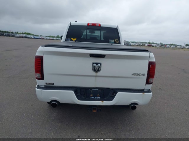 45136886 :رقم المزاد ، 1C6RR7UT2FS528119 vin ، 2015 Ram 1500 Sport مزاد بيع