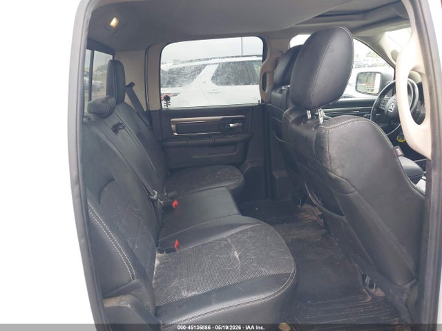 45136886 :رقم المزاد ، 1C6RR7UT2FS528119 vin ، 2015 Ram 1500 Sport مزاد بيع