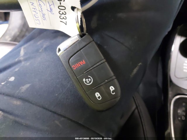 2018 Jeep Compass Limited 4x4 მანქანა იყიდება აუქციონზე, vin: 3C4NJDCB9JT117085, აუქციონის ნომერი: 45136895