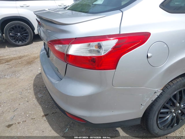 Продаж на аукціоні авто 2013 Ford Focus Se, vin: 1FADP3F28DL242035, номер лоту: 45136924
