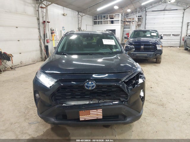 2021 Toyota Rav4 Hybrid Xle მანქანა იყიდება აუქციონზე, vin: 2T3RWRFV2MW128254, აუქციონის ნომერი: 45136938