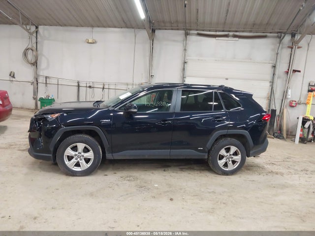 2021 Toyota Rav4 Hybrid Xle მანქანა იყიდება აუქციონზე, vin: 2T3RWRFV2MW128254, აუქციონის ნომერი: 45136938