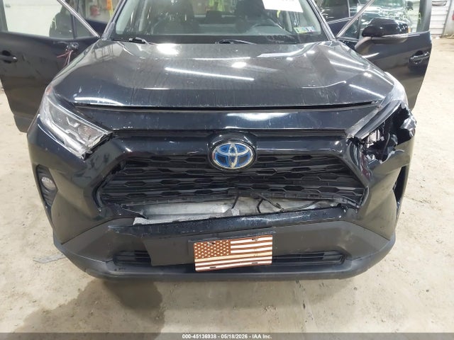 2021 Toyota Rav4 Hybrid Xle მანქანა იყიდება აუქციონზე, vin: 2T3RWRFV2MW128254, აუქციონის ნომერი: 45136938
