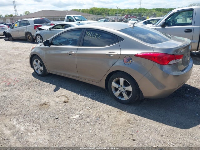 2013 Hyundai Elantra Gls/limited მანქანა იყიდება აუქციონზე, vin: 5NPDH4AE7DH195292, აუქციონის ნომერი: 45136952