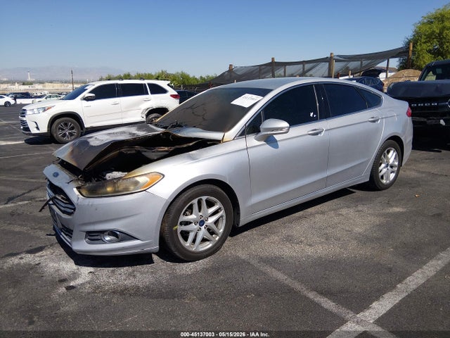 1FA6P0HD1G5128943 Ford FUSION SE