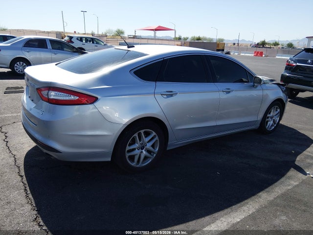 1FA6P0HD1G5128943 Ford FUSION SE