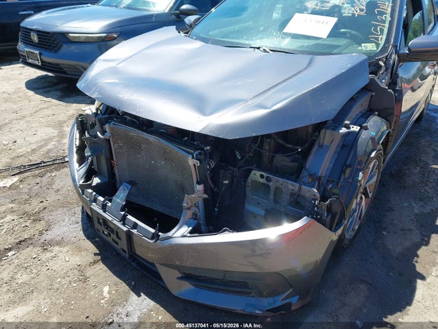 Продажа на аукционе авто 2017 Honda Civic Ex, vin: 2HGFC2F71HH569420, номер лота: 45137041