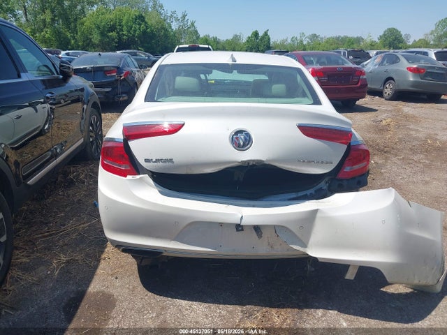 45137051 :رقم المزاد ، 1G4ZS5SSXHU139811 vin ، 2017 Buick Lacrosse Premium مزاد بيع