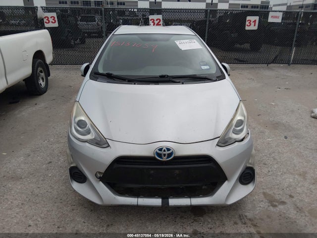 Продажа на аукционе авто 2015 Toyota Prius C Three, vin: JTDKDTB3XF1581080, номер лота: 45137054