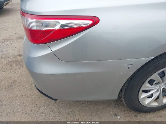 Toyota CAMRY LE 2015 4T4BF1FK1FR468831 Image 18