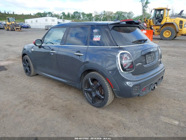 Продажа на аукционе авто 2017 Mini Hardtop Cooper S, vin: WMWXU3C5XH2B64139, номер лота: 45137082