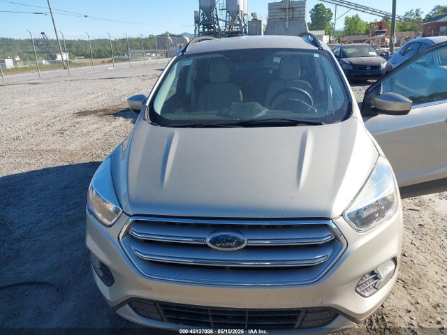 2018 Ford Escape Se მანქანა იყიდება აუქციონზე, vin: 1FMCU0GD3JUC73305, აუქციონის ნომერი: 45137098