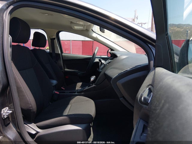 Продажа на аукционе авто 2017 Ford Focus Se, vin: 1FADP3F22HL315793, номер лота: 45137101