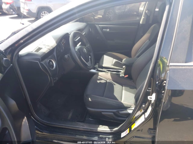5YFBURHE1JP808172 Toyota COROLLA LE