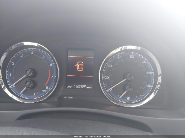 5YFBURHE1JP808172 Toyota COROLLA LE