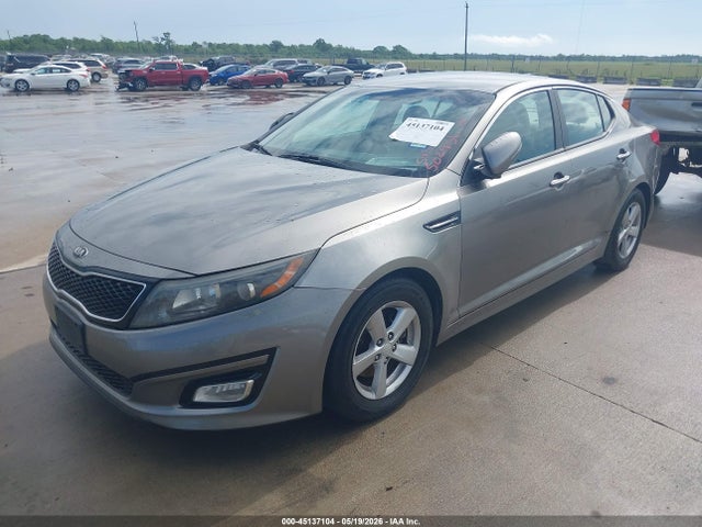 45137104 :رقم المزاد ، 5XXGM4A75FG502936 vin ، 2015 Kia Optima Lx مزاد بيع