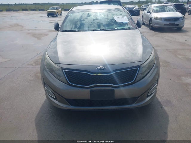 45137104 :رقم المزاد ، 5XXGM4A75FG502936 vin ، 2015 Kia Optima Lx مزاد بيع