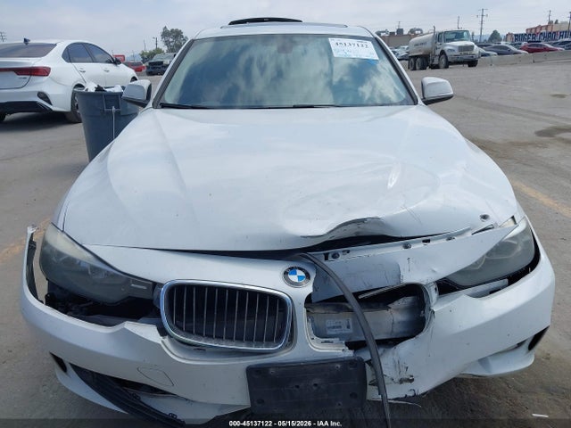 2013 Bmw 328i მანქანა იყიდება აუქციონზე, vin: WBA3C1C57DF441108, აუქციონის ნომერი: 45137122