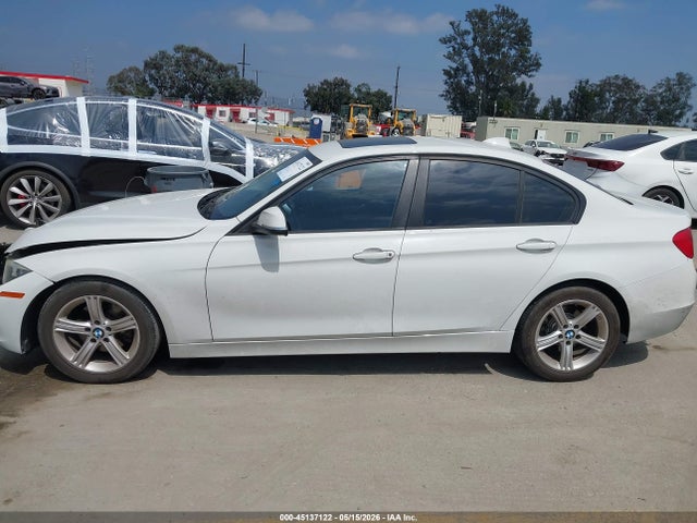 2013 Bmw 328i მანქანა იყიდება აუქციონზე, vin: WBA3C1C57DF441108, აუქციონის ნომერი: 45137122