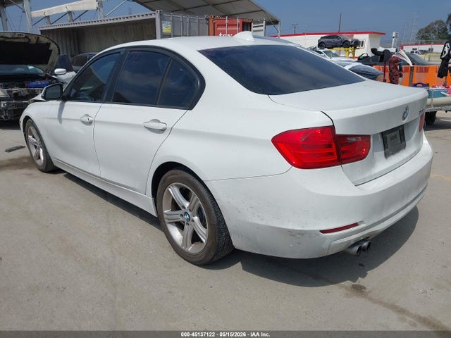 2013 Bmw 328i მანქანა იყიდება აუქციონზე, vin: WBA3C1C57DF441108, აუქციონის ნომერი: 45137122