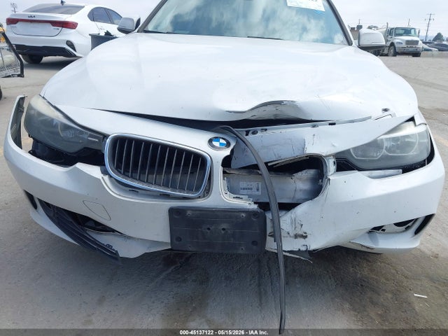 2013 Bmw 328i მანქანა იყიდება აუქციონზე, vin: WBA3C1C57DF441108, აუქციონის ნომერი: 45137122