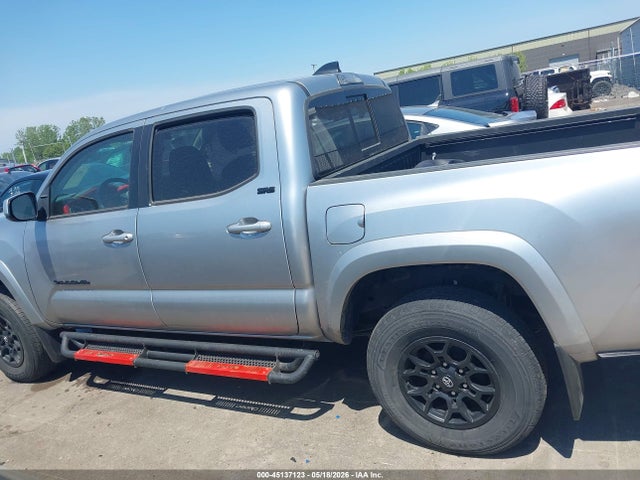 Продаж на аукціоні авто 2022 Toyota Tacoma Sr5 V6, vin: 3TMCZ5AN6NM493813, номер лоту: 45137123