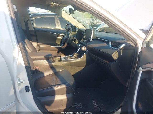Продажа на аукционе авто 2020 Toyota Rav4 Hybrid Limited, vin: JTMD6RFV6LD002064, номер лота: 45137148