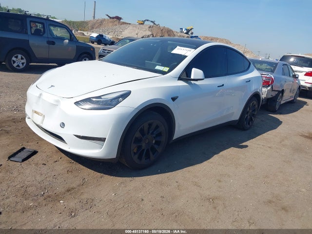 7SAYGDEE5NF426109 Tesla Model Y Long Range Dual Motor All-wheel Drive