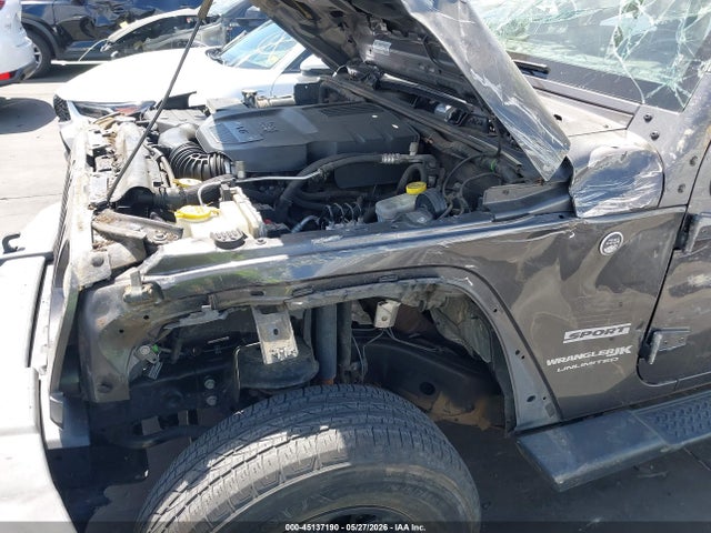 1C4BJWDG5JL831705 Jeep Wrangler Jk Unlimited Sport 4x4