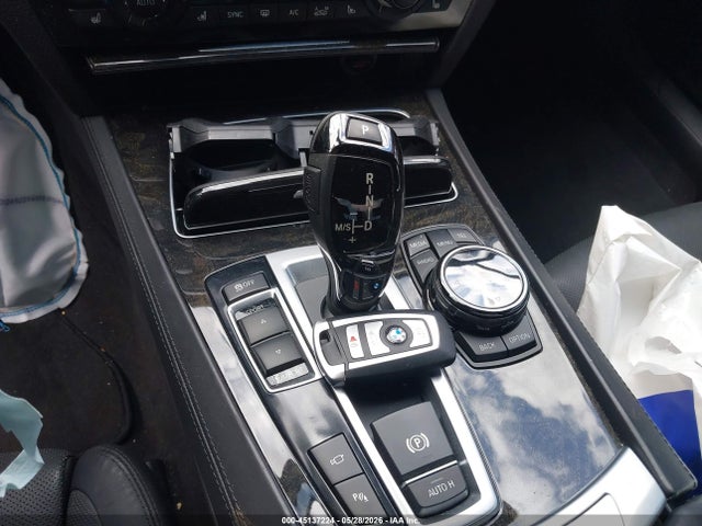Продаж на аукціоні авто 2015 Bmw 750i, vin: WBAYA8C57FGK19704, номер лоту: 45137224