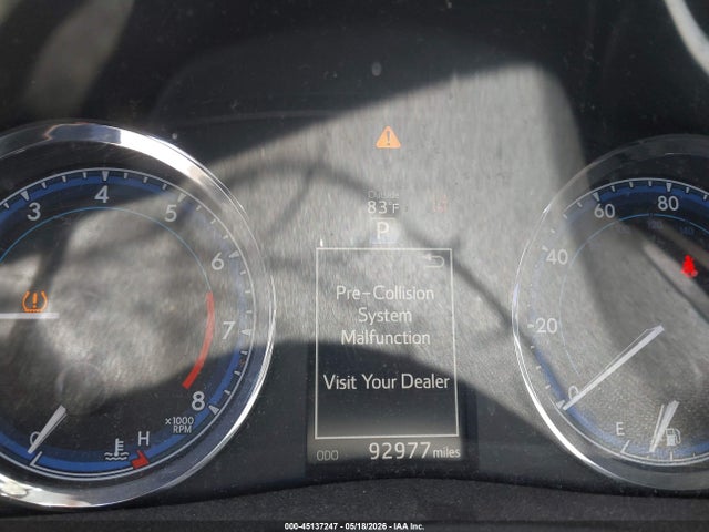 45137247 :رقم المزاد ، 2T1BURHEXJC035766 vin ، 2018 Toyota Corolla Se مزاد بيع