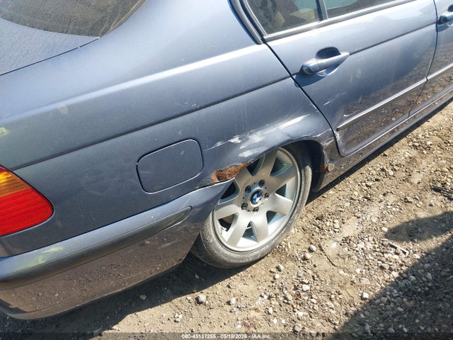 45137255 :رقم المزاد ، WBAET37415NJ90535 vin ، 2005 Bmw 325i مزاد بيع