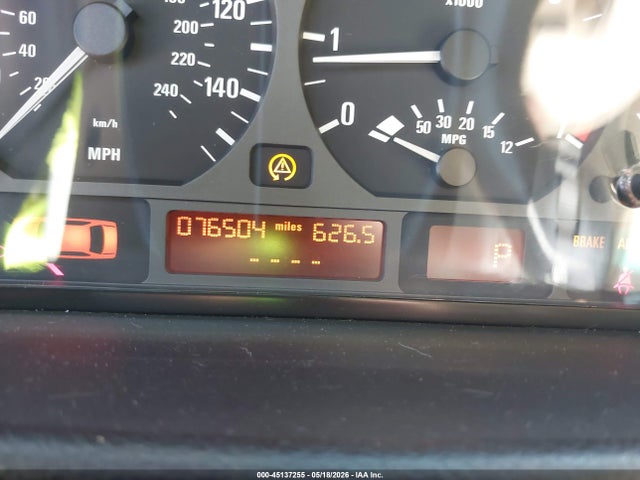 45137255 :رقم المزاد ، WBAET37415NJ90535 vin ، 2005 Bmw 325i مزاد بيع