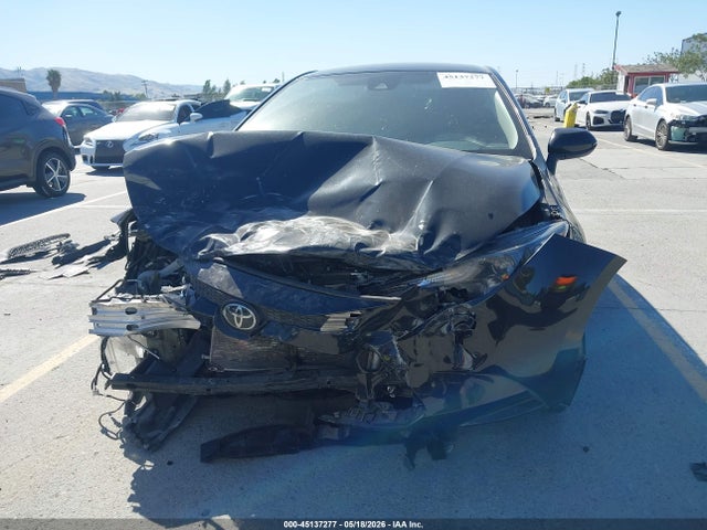 2021 Toyota Corolla Le მანქანა იყიდება აუქციონზე, vin: 5YFEPMAE0MP242043, აუქციონის ნომერი: 45137277