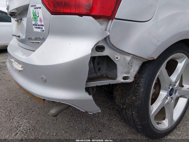 45137289 :رقم المزاد ، 1FADP3N29EL208429 vin ، 2014 Ford Focus Titanium مزاد بيع