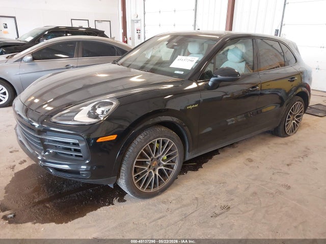 Auction sale of the 2023 Porsche Cayenne E-hybrid Platinum Edition, vin: WP1AE2AY9PDA12784, lot number: 45137290
