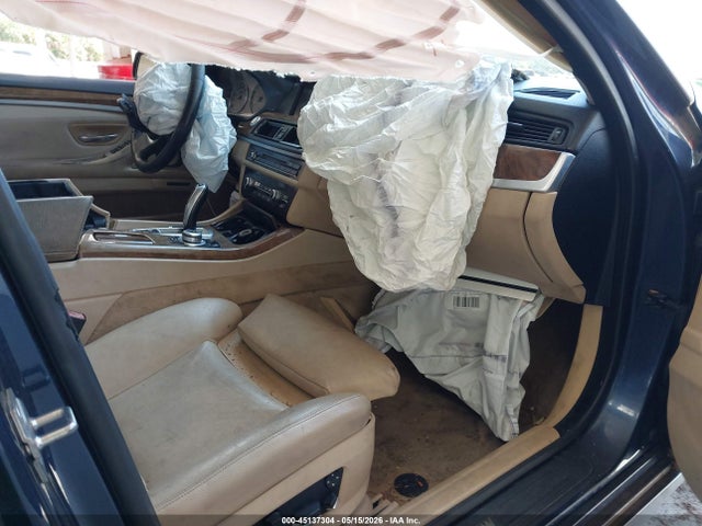 45137304 :رقم المزاد ، WBAFR1C5XBC737475 vin ، 2011 Bmw 528i مزاد بيع