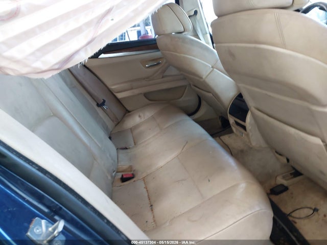 45137304 :رقم المزاد ، WBAFR1C5XBC737475 vin ، 2011 Bmw 528i مزاد بيع