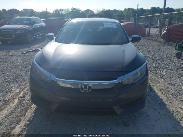 45137322 :رقم المزاد ، 2HGFC2F54JH574132 vin ، 2018 Honda Civic Lx مزاد بيع