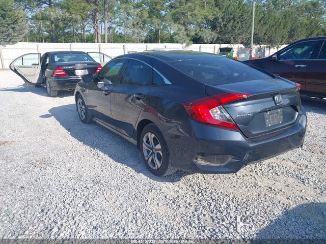 45137322 :رقم المزاد ، 2HGFC2F54JH574132 vin ، 2018 Honda Civic Lx مزاد بيع
