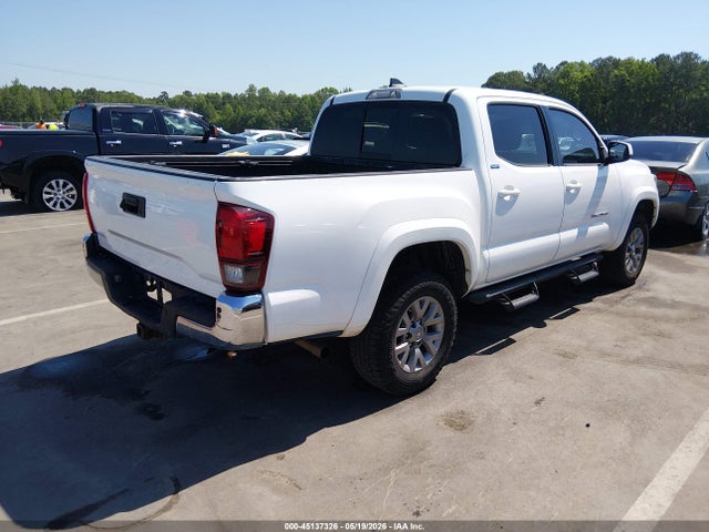 45137326 :رقم المزاد ، 5TFAZ5CN8JX069395 vin ، 2018 Toyota Tacoma Sr5 V6 مزاد بيع