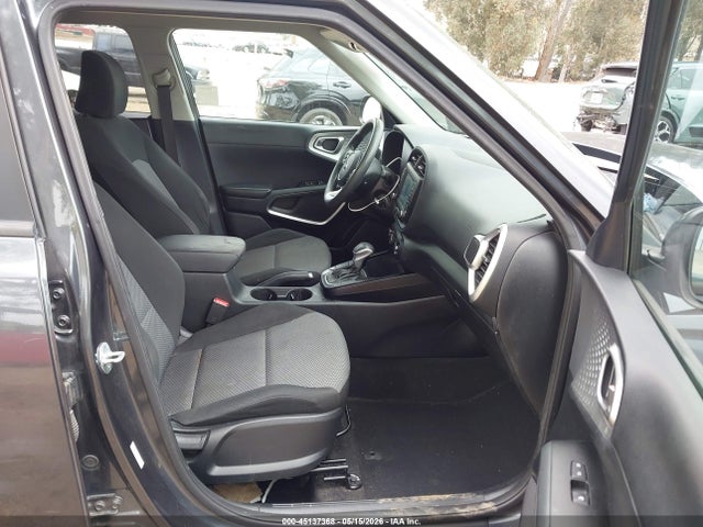 2021 Kia Soul Lx მანქანა იყიდება აუქციონზე, vin: KNDJ23AU1M7778645, აუქციონის ნომერი: 45137368