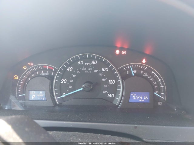 45137371 :رقم المزاد ، 4T1BF1FKXFU476761 vin ، 2015 Toyota Camry Le مزاد بيع