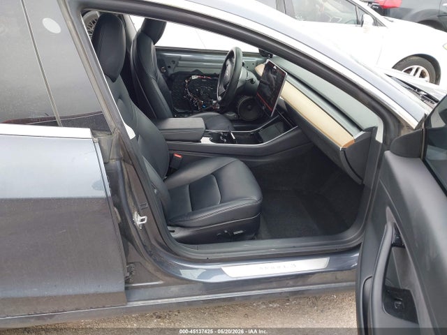 45137425 :رقم المزاد ، 5YJ3E1EB9LF711975 vin ، 2020 Tesla Model 3 Long Range Dual Motor All-wheel Drive مزاد بيع