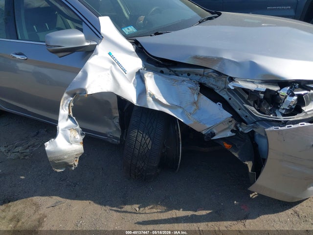 Продажа на аукционе авто 2017 Honda Accord Hybrid, vin: JHMCR6F34HC028190, номер лота: 45137447